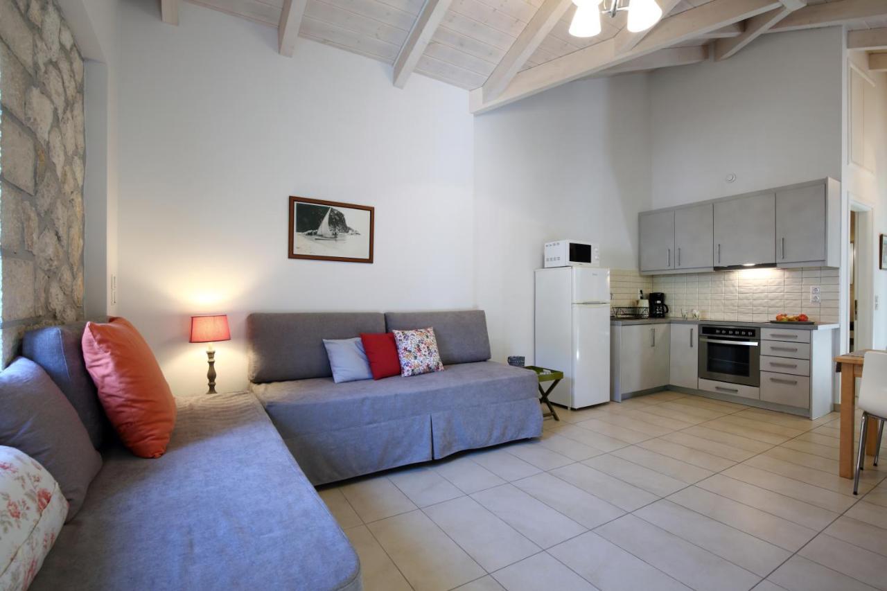 Wild Sea Apartments Áyios Nikítas Eksteriør billede